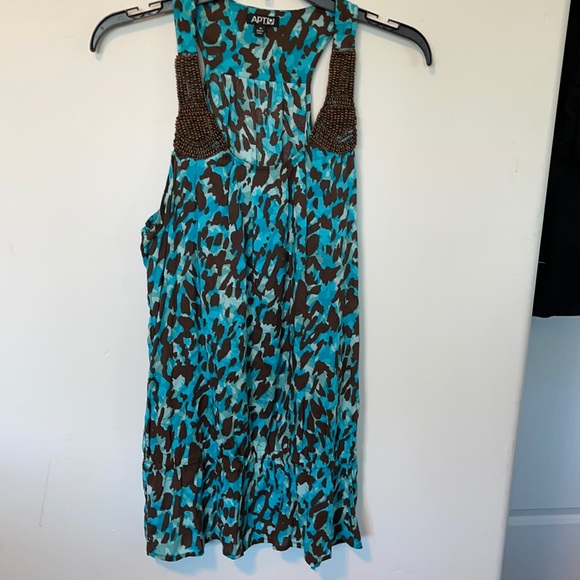 Top - Picture 2 of 7